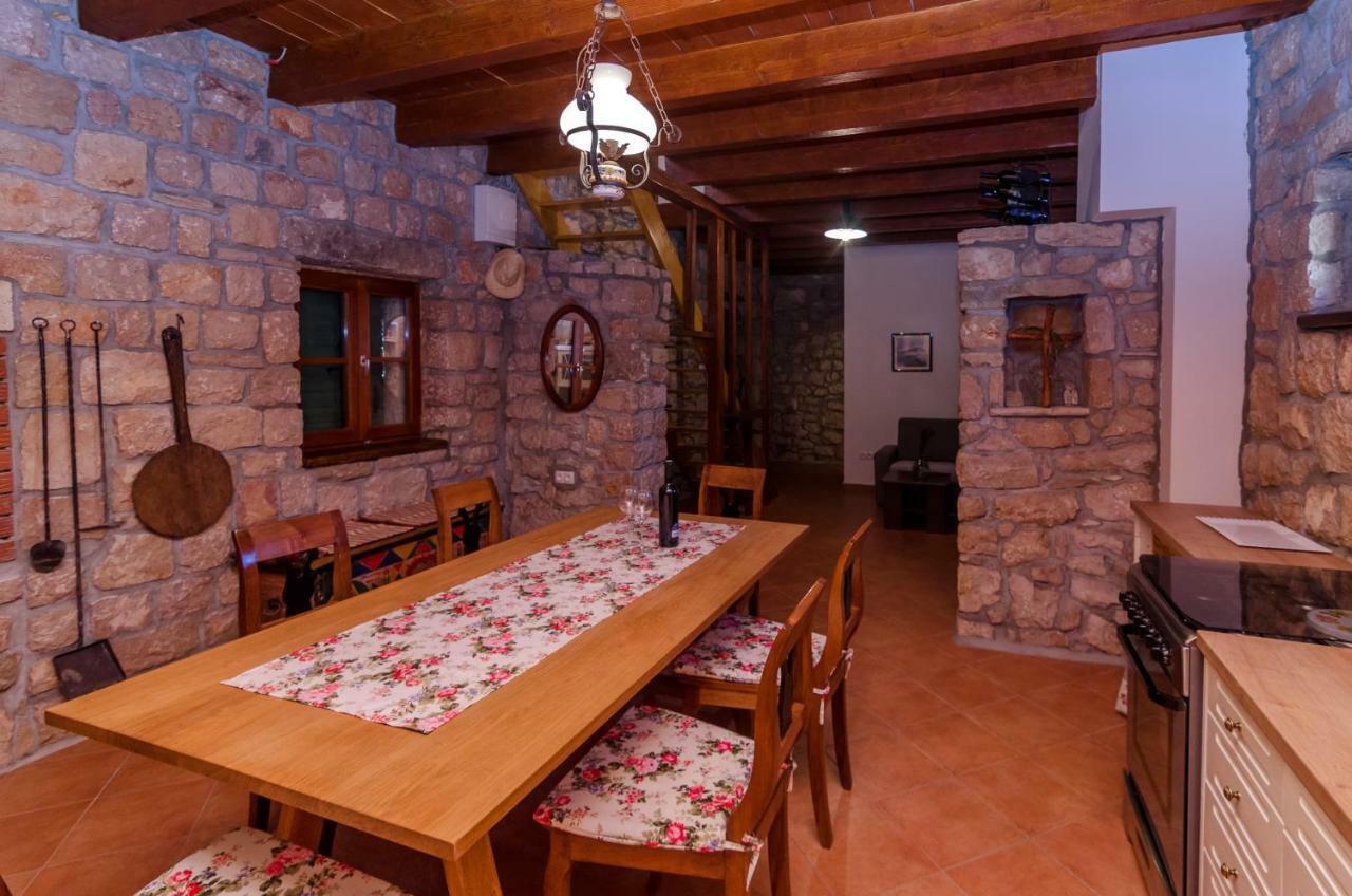 Stone House Knezevic Villa Vinjerac Eksteriør billede